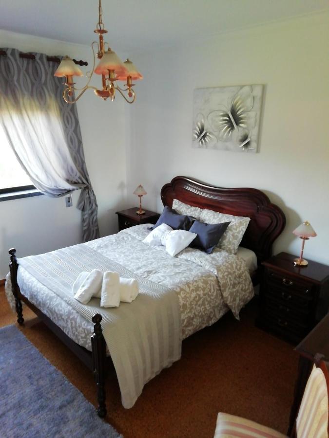 Casa Do Vale Apartment Leiria Bagian luar foto